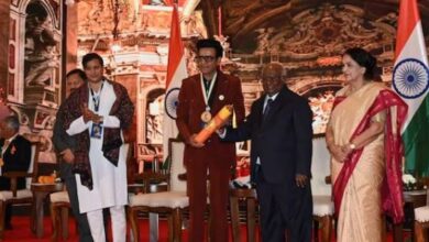 Photo of मनोज बाजपेयी को मिला चैंपियंस ऑफ चेंज महाराष्ट्र का सम्मान