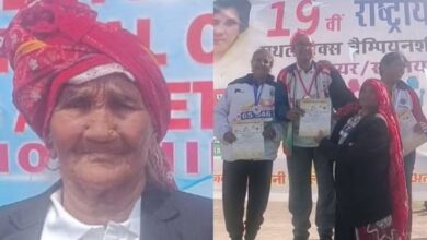 Photo of हरियाणा: खेल मैदान में फिर छाईं 107 वर्षीय दादी रामबाई, जीते 3 गोल्ड मेडल…