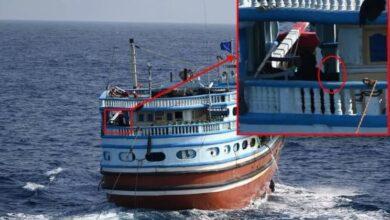 Photo of भारतीय नौसेना ने अपहृत जहाज से बचाए 23 पाकिस्तानी