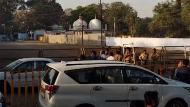 Photo of भोजशाला का सर्वे रोकने संबंधी याचिका सुप्रीम कोर्ट ने खारिज की, सर्वे जारी