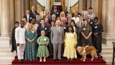 Photo of 18 वर्षीय महिला ई-रिक्शा चालक आरती ने ब्रिटेन में महिला सशक्तिकरण पुरस्कार जीता