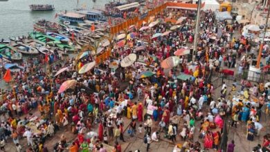 Photo of  गंगा दशहरा पर काशी के घाटों पर गूंजा हर-हर महादेव, श्रद्धालुओं ने लगाई पुण्य की डुबकी