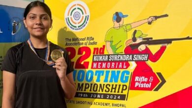 Photo of अलीगढ़: 50 मीटर फ्री पिस्टल निशानेबाजी प्रतियोगिता में स्वर्ण जीतकर दिया वशिष्ठ ने रचा इतिहास