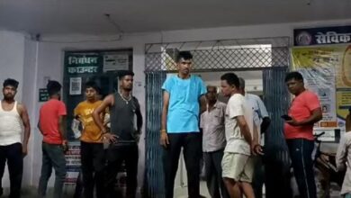 Photo of बिहार: महाराजगंज में भाजपा समर्थक की हत्या, घर पर पार्टी का झंडा लगाया था