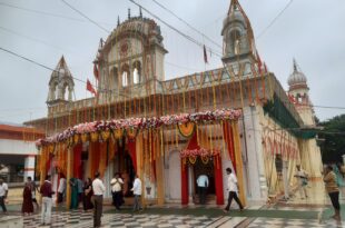 पवित्र तीर्थ नगरी पन्ना के भगवान युगल किशोर जी के मंदिर में बुधवार को परम्परागत एवं हर्षोल्लास के साथ राधा अष्टमी मनाई गई इसके लिए मंदिर में भव्य सजावट की गई।