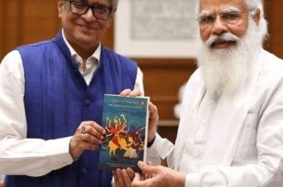 Bibek Debroy death, economist Bibek Debroy, PM Modi economic advisor, intestinal infection Debroy, Padma Shri economist, Debroy NITI Aayog member, Debroy Puranas translation, Bibek Debroy biography, AIIMS Delhi Bibek Debroy,बिबेक देबरॉय निधन, अर्थशास्त्री बिबेक देबरॉय, पीएम मोदी के आर्थिक सलाहकार, बिबेक देबरॉय आंतों की बीमारी, पद्मश्री अर्थशास्त्री, बिबेक देबरॉय नीति आयोग सदस्य, बिबेक देबरॉय पुराण अनुवाद, बिबेक देबरॉय जीवन, एम्स दिल्ली बिबेक देबरॉय,डॉ. बिबेक देबरॉय - पीएम मोदी के आर्थिक सलाहकार और पद्मश्री पुरस्कार विजेता अर्थशास्त्री, डॉ. बिबेक देबरॉय, नीति आयोग के पूर्व सदस्य और भारतीय अर्थशास्त्री, बिबेक देबरॉय का एम्स दिल्ली में निधन, आंतों की बीमारी का उपचार करते हुए,
