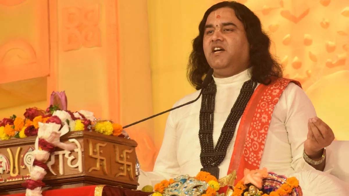 Photo of देवकीनंदन ने धर्म की रक्षा के लिए ‘सनातन धर्म बोर्ड’ के गठन की उठाई मांग