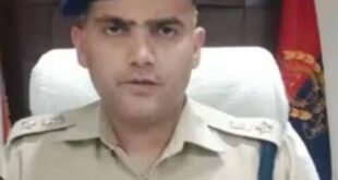 हरदोई वायरल वीडियो, राघोपुर चौकी वीडियो मामला, हरदोई पुलिस निलंबन, हरदोई आपत्तिजनक वीडियो, हरदोई राघोपुर चौकी जांच, Hardoi viral video, Raghopur police post video incident, Hardoi police suspension, Objectionable video Hardoi, Raghopur police investigation, हरदोई राघोपुर चौकी वीडियो, हरदोई पुलिस निलंबन मामला, राघोपुर बाथरूम वीडियो वायरल, हरदोई में पुलिस इमेज संकट, हरदोई आपत्तिजनक वीडियो, Hardoi Raghopur post video, Hardoi police suspension case, Raghopur bathroom video viral, Police image crisis in Hardoi, Objectionable video Hardoi, वायरल विडियो पर पुलिस कप्तान ने किया निलंबन