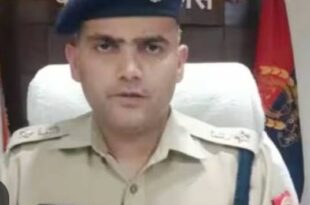 हरदोई वायरल वीडियो, राघोपुर चौकी वीडियो मामला, हरदोई पुलिस निलंबन, हरदोई आपत्तिजनक वीडियो, हरदोई राघोपुर चौकी जांच, Hardoi viral video, Raghopur police post video incident, Hardoi police suspension, Objectionable video Hardoi, Raghopur police investigation, हरदोई राघोपुर चौकी वीडियो, हरदोई पुलिस निलंबन मामला, राघोपुर बाथरूम वीडियो वायरल, हरदोई में पुलिस इमेज संकट, हरदोई आपत्तिजनक वीडियो, Hardoi Raghopur post video, Hardoi police suspension case, Raghopur bathroom video viral, Police image crisis in Hardoi, Objectionable video Hardoi, वायरल विडियो पर पुलिस कप्तान ने किया निलंबन
