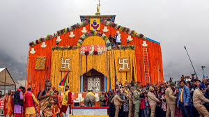 गंगोत्री धाम के कपाट बंद, यमुनोत्री धाम के कपाट बंद, चारधाम यात्रा 2024, गंगोत्री अंतिम दर्शन, यमुनोत्री कपाट बंद समय, Gangotri temple closing time, Yamunotri temple winter closure, Uttarakhand pilgrimage winter closure, Gangotri Yamunotri kapat bandh, Char Dham winter shutdown, Gangotri temple last darshan, Yamunotri Bhai Dooj closure, 15 lakh devotees Char Dham,