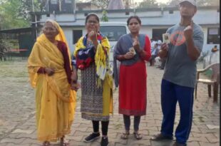 झारखंड विधानसभा चुनाव 2024, Jharkhand Assembly Election 2024, पहले चरण का मतदान, Voting Phase 1 Jharkhand Election, झारखंड में मतदान प्रतिशत, Jharkhand Election Voter Turnout, महिला चुनाव कर्मी झारखंड चुनाव, Women Election Workers Jharkhand, झारखंड चुनाव सुरक्षा व्यवस्था, Jharkhand Election Security Measures, महत्वपूर्ण सीटें झारखंड चुनाव, Key Seats Jharkhand Election, झारखंड के राजनीतिक समीकरण, Political Scenario Jharkhand, झारखंड चुनाव परिणाम 2024, झारखंड में वोटिंग अपडेट्स , Jharkhand Voting Updates, झारखंड चुनाव ताजा खबर , Jharkhand Election Latest News, पहले चरण की वोटिंग ,Phase 1 Voting Jharkhand, महिला चुनाव अधिकारी, Female Election Officials, झारखंड चुनाव का प्रभाव ,Impact of Jharkhand Election, राजनीतिक जागरूकता झारखंड ,Political Awareness in Jharkhand, आम चुनाव संकेत , General Election Signals, राज्य की प्रमुख सीटें , Key Constituencies Jharkhand, विधानसभा चुनाव मतदान , Assembly Election Voting, झारखंड में चुनावी जोश ,Electoral Enthusiasm Jharkhand, लोकसभा चुनाव पर असर , Impact on Lok Sabha Election, 43 विधानसभा सीटें झारखंड , 43 Assembly Seats Jharkhand, 2024 विधानसभा चुनाव झारखंड , 2024 Assembly Polls Jharkhand, झारखंड विधानसभा चुनाव 2024, , Jharkhand Assembly Election 2024 पहले चरण का मतदान, Voting Phase 1 Jharkhand Election, कोल्हान विधानसभा चुनाव, Kolhan Election Jharkhand, युवा मतदाता झारखंड, Jharkhand Youth Voters, NDA vs INDIA गठबंधन झारखंड, NDA vs INDIA Alliance Jharkhand, झारखंड चुनाव सुरक्षा इंतजाम, Jharkhand Election Security, झारखंड विधानसभा सीटें, Jharkhand Assembly Seats, झारखंड मतदान लाइव अपडेट, Jharkhand Voting Live Updates, पूर्व मुख्यमंत्री चंपाई सोरेन, Former CM Champai Soren, जमशेदपुर चुनाव, Jamshedpur Election, झारखंड चुनाव ताज़ा खबरें ,Jharkhand Election Latest News, पहले चरण की वोटिंग झारखंड ,Phase 1 Voting Jharkhand, कोल्हान में चुनावी मुकाबला, Election in Kolhan, युवा मतदाता झारखंड चुनाव 2024 , Youth Voters in Jharkhand Election 2024, झारखंड विधानसभा सीटों का विवरण , Jharkhand Assembly Seats Details, चुनावी सुरक्षा व्यवस्था ,Election Security Arrangements, एनडीए बनाम इंडिया गठबंधन , NDA vs INDIA Alliance, चुनावी उत्साह झारखंड , Electoral Enthusiasm in Jharkhand, प्रमुख विधानसभा सीटें झारखंड , Key Assembly Seats in Jharkhand, Total Voter Count in Kolhan: 18,73,589, Key Districts: East Singhbhum, West Singhbhum, Seraikela Kharsawan, Reserved Seats: 9 seats for Scheduled Tribes, 1 seat for Scheduled Castes, Major Candidates: Champai Soren (BJP), Purnima Das Sahu (BJP), Ramdas Soren (JMM), Sarayu Rai (JDU), Voting Time: 7 AM to 4 PM in Naxal-affected areas, Focus: Youth Voters (52.38% of the total voters are between 18 to 40 years,