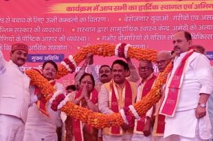 अमेठी में राजेश अग्रहरि की पहल से शुरू हुआ कम्बल वितरण कार्यक्रम