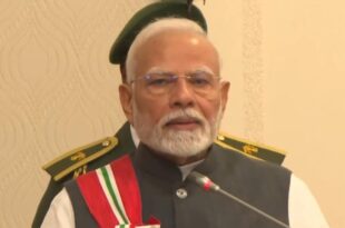 PM मोदी नाइजीरिया दौरा, नाइजीरिया में भारतीय समुदाय, नरेंद्र मोदी का भाषण, भारत नाइजीरिया संबंध, भारतीय प्रवासी, पीएम मोदी का 56 इंच सीना, नाइजीरिया में भारत की महक, भारतीय संस्कृति, PM Modi Nigeria visit, Indian community in Nigeria, Narendra Modi speech, India-Nigeria relations, Indian diaspora, PM Modi 56-inch chest, India’s essence in Nigeria, Indian culture, नाइजीरिया में पीएम मोदी, भारतीय समुदाय के लिए पीएम का संदेश, नाइजीरिया दौरा नरेंद्र मोदी, भारतीय प्रवासियों की उपलब्धि, भारत नाइजीरिया रिश्ते, PM Modi in Nigeria, message for Indian community, Nigeria visit Narendra Modi, achievements of Indian diaspora, India-Nigeria ties, PM मोदी नाइजीरिया, भारतीय प्रवासी समुदाय, पीएम मोदी का संबोधन, भारत की प्रगति, नाइजीरिया भारतीय संस्कृति, PM Modi Nigeria, Indian diaspora community, PM Modi speech, India’s progress, Indian culture in Nigeria,