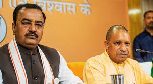 Keshav Prasad Maurya, Akhilesh Yadav, Yogi Adityanath, CM Yogi's Insult, UP Politics, Law and Order in UP, Respect for Yogi Adityanath, UP Deputy CM, Samajwadi Party, BJP Response, Statements Against Yogi, Akhilesh Yadav Criticism, UP Government's Strictness, Mafia and Crime in UP, UP Electoral Politics, Political Statements Keshav Prasad Maurya Statement, Akhilesh Yadav Statement on Yogi, Yogi Adityanath in UP, BJP and Samajwadi Party Dispute, Respect for Yogi, Uttar Pradesh Political Dispute,केशव प्रसाद मौर्य, अखिलेश यादव, योगी आदित्यनाथ, CM योगी का अपमान, यूपी राजनीति, यूपी में कानून व्यवस्था, योगी आदित्यनाथ का सम्मान, यूपी उपमुख्यमंत्री, समाजवादी पार्टी, बीजेपी प्रतिक्रिया, योगी के खिलाफ बयान, अखिलेश यादव की आलोचना, यूपी सरकार की सख्ती, यूपी में माफिया और अपराध, यूपी चुनावी राजनीति, राजनीति में बयानबाजी, केशव प्रसाद मौर्य बयान, अखिलेश यादव योगी पर बयान, यूपी में योगी आदित्यनाथ, बीजेपी और समाजवादी पार्टी विवाद, योगी का सम्मान, उत्तर प्रदेश राजनीति विवाद,