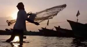 पाकिस्तान में भारतीय मछुआरे, Indian fishermen in Pakistan jail, Tamil Nadu fishermen Pakistan border, fishermen struggle families, मछुआरे सीमा विवाद, Tamil Nadu fishermen poverty, Fishermen jailed in Pakistan, fishermen families suffering, मछुआरों की गिरफ्तारी, Tamil fishermen border issue,