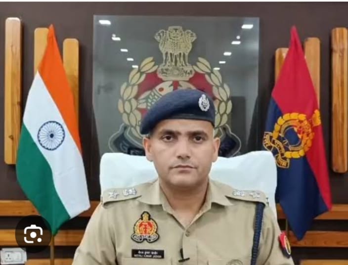 Photo of हरदोई: एसपी ने दरोगा को किया निलंबित, ड्यूटी में लापरवाही पर एक्शन