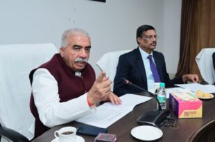 मुख्यमंत्री बुनकर सौर ऊर्जा योजना, यूपी सोलर पावर योजना, यूपीनेडा, पावरलूम बुनकर, यूपी सौर ऊर्जा सहायता, बुनकर आत्मनिर्भर योजना Mukhyamantri Bunkar Solar Energy Scheme, UP Solar Power Scheme, UPNEEDA, Powerloom Weavers, UP Solar एनर्जी, Assistance, Weaver Self-reliance Scheme,