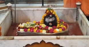 बाबा लोकनाथ महादेव, प्रयागराज शिवरात्रि, लोकनाथ महादेव दर्शन, प्रयागराज मंदिर, शिव बारात प्रयागराज, लोकनाथ मोहल्ला प्रयागराज, स्कंद पुराण लोकनाथ, महाकुंभ प्रयागराज, शिवलिंग लोकनाथ, नाथ संप्रदाय,Baba Loknath Mahadev, Prayagraj Shivaratri, Loknath Mahadev Darshan, Prayagraj Temple, Shiv Barat Prayagraj, Loknath Mohalla Prayagraj, Skanda Purana Loknath, Mahakumbh Prayagraj, Shivling Loknath, Nath Sampradaya,