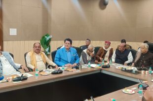 पूर्व विधायक, उत्तर प्रदेश विधायक, मुख्यमंत्री मुलाकात, विधायकों की पेंशन, यात्रा भत्ता बढ़ोतरी, फ्री इलाज की मांग, संसदीय संस्थान, लखनऊ बैठक, विधायक मांगें, विधायक टोल टैक्स माफी, former MLA, Uttar Pradesh MLA, meeting with Chief Minister, MLA pension, travel allowance hike, demand for free treatment, parliamentary institute, Lucknow meeting, MLA demands, MLA toll tax exemption, मुख्यमंत्री से पूर्व विधायकों की मुलाकात, उत्तर प्रदेश पूर्व विधायक बैठक, विधायक पेंशन और भत्ता, फ्री इलाज के लिए विधायक, विधायक मांगें यूपी, former MLAs meet Chief Minister, Uttar Pradesh former MLAs meeting, MLA pension and allowance, free treatment for MLAs, MLA demands UP, उत्तर प्रदेश विधायक बैठक, पूर्व विधायक मांगें, विधायक पेंशन सुविधा, टोल टैक्स माफी, विधायक चिकित्सा सुविधा, Uttar Pradesh MLA meeting, former MLA demands, MLA pension benefits, toll tax exemption, MLA medical facility, पूर्व विधायक, मुख्यमंत्री, विधायक बैठक, लखनऊ, संसदीय संस्थान, विधायक मांगें, यूपी सरकार, former MLAs, Chief Minister, MLA meeting, Lucknow, parliamentary institute, MLA demands, UP government,