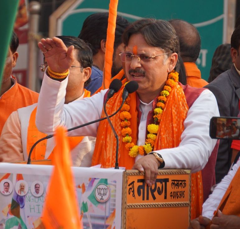 Photo of बांग्लादेश में हिंदुओं पर हिंसा के खिलाफ सरोजनीनगर में उमड़ा आक्रोश