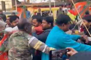 बीजेपी कांग्रेस झड़प, BJP Congress clash, पटना हिंसा, Patna violence, अमित शाह बयान, Amit Shah statement, राजनीतिक विवाद, political clash, बिहार झड़प, Bihar clash, लाठी-डंडे, Lathi charge, सदाकत आश्रम, Sadaqat Ashram, पुलिस कार्रवाई, Police action, युवा मोर्चा संघर्ष, Youth wing clash, बीजेपी कार्यकर्ता, BJP worker, कांग्रेस कार्यकर्ता, Congress worker, पटना संघर्ष, Patna protest, सियासी विवाद, Political protest, बिहार के कार्यकर्ता, Bihar workers, लाठी मारना, Lathi hitting, राजनीतिक हिंसा, Political violence, पुलिस की कार्रवाई, Police action in Patna, कार्यकर्ता संघर्ष, Worker clash,