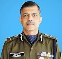 वितुल कुमार, DG CRPF, यूपी कैडर, 1993 बैच, IPS अधिकारी, CRPF महानिदेशक, CRPF नई नियुक्ति, केंद्रीय रिजर्व पुलिस बल, आईपीएस अधिकारी, CRPF कार्यभार, DG CRPF नियुक्ति, गृह मंत्रालय, राष्ट्रीय सुरक्षा, CRPF के प्रमुख, सुरक्षा बलों का नेतृत्व, Uttar Pradesh cadre, senior IPS officer, CRPF DG appointment, 1993 batch IPS officer, new CRPF chief, national security operations, Home Ministry,वितुल कुमार, CRPF DG, यूपी कैडर आईपीएस अधिकारी, CRPF कार्यभार, नए CRPF DG, सुरक्षा बल प्रमुख, आईपीएस अधिकारी कार्यभार, CRPF की नई नियुक्ति, गृह मंत्रालय के आदेश, CRPF ऑपरेशन, leadership in CRPF, senior IPS officer, new DG of CRPF, security forces leadership,#वितुलकुमार #DGCRPF #CRPF #आईपीएसअधिकारी #यूपीकेडर #गृह मंत्रालय #राष्ट्रीय सुरक्षा #सुरक्षाबल #CRPFनियुक्ति #IPSOfficers #NewDG #LeadershipInSecurity #NationalSecurity #UttarPradesh,
