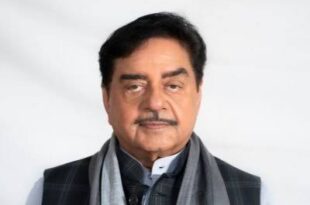 सोनाक्षी सिन्हा शादी, शत्रुघ्न सिन्हा बेटी, जहीर इकबाल और सोनाक्षी, सिन्हा परिवार का समर्थन, बेटी के शादी के फैसले का समर्थन, शादी की पार्टियां, शत्रुघ्न सिन्हा बेटों के बयान, सोनाक्षी सिन्हा के परिवार, Sonakshi Sinha Wedding, Shatrughan Sinha Support, Zaheer Iqbal and Sonakshi, Bollywood Family News,