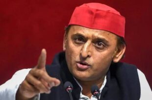 समाजवादी पार्टी प्रतिनिधि, गोरखपुर गोली कांड, समाजवादी पार्टी गोरखपुर, शिवधनी निषाद की हत्या, अखिलेश यादव यात्रा, गोरखपुर हत्या जांच, समाजवादी पार्टी नेताओं का दौरा, शोकाकुल परिवार से मिलना,Samajwadi Party Delegation, Gorakhpur Shooting, Samajwadi Party Gorakhpur, Shivdhani Nishad Murder, Akhilesh Yadav Visit, Gorakhpur Murder Investigation, Samajwadi Party Leaders Visit, Meeting Grieving Family,