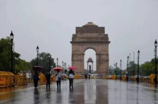 दिल्ली बारिश, दिल्ली जलभराव, दिल्ली स्मॉग, न्यूनतम तापमान, दिल्ली मौसम, मौसम विभाग, बारिश रिकॉर्ड, दिल्ली दृश्यता, Temperature in Delhi, Weather forecast for Delhi, Rainfall in December Delhi, Fog and visibility issues, Delhi cold weather,