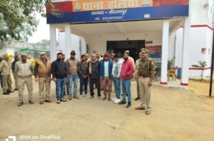 नाबालिग की पिटाई, ग्राम प्रधान पन्ना लाल, मिर्जापुर नाबालिग पिटाई, बिजली के खंभे में बांधकर पीटना, मिर्जापुर पुलिस गिरफ्तार, चोरी का आरोप, नाबालिग पर अत्याचार, Mirzapur Minor Beating, Panna Lal Gram Pradhan, Minor Beaten with Electric Pole, Police Action Mirzapur, Child Abuse UP, Mirzapur Police Arrest, Mirzapur Case, Minor Assault by Panna Lal, नाबालिग की मारपीट, मिर्जापुर पिटाई घटना, ग्राम प्रधान गिरफ्तारी, नाबालिग किशोर पर अत्याचार, पुलिस की कार्रवाई मिर्जापुर, Mirzapur Child Beating, Minor Abuse Case, Panna Lal Arrest, Child Torture UP, Mirzapur Police Action, Minor Beating with Pole