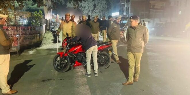 सड़क सुरक्षा अभियान, वाहन चालान, बहराइच पुलिस, सीट बेल्ट चालान, हेलमेट चालान, शराब पीकर वाहन चलाना, हाई सिक्योरिटी नंबर प्लेट, प्रेसर हॉर्न, बनावटी साइलेंसर, सड़क सुरक्षा, बहराइच सड़क सुरक्षा, पुलिस कार्रवाई, बहराइच समाचार, चौराहे पर पुलिस, Road Safety Campaign, Vehicle Challan, Bahraich Police, Seat Belt Challan, Helmet Challan, Drunk Driving, High Security Number Plate, Pressure Horn, Fake Silencer, Road Safety, Bahraich Road Safety, Police Action, Bahraich News, Police at, सड़क सुरक्षा, बहराइच पुलिस अभियान, वाहनों का चालान, सड़क सुरक्षा अभियान रिपोर्ट, यातायात नियम, पुलिस द्वारा चालान, हेलमेट बिना गाड़ी चलाना, सड़क सुरक्षा नियम, बहराइच समाचार, चौराहे पर पुलिस, Road Safety, Bahraich Police Campaign, Vehicle Challan, Road Safety Campaign Report, Traffic Rules, Challan by Police, Riding Without Helmet, Road Safety Rules, Bahraich News, Police at Crossroads,