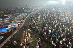 महाकुम्भ 2025, प्रयागराज महाकुम्भ, योगी आदित्यनाथ महाकुम्भ, पौष पूर्णिमा महाकुम्भ, महाकुम्भ स्नान, संगम तट प्रयागराज, महाकुम्भ श्रद्धालु, महाकुम्भ आयोजन, गंगा स्नान, धार्मिक आयोजन, Mahakumbh 2025, Prayagraj Kumbh, Yogiji Kumbh, Kumbh Snan, Sangam Prayagraj, Kumbh Mela, Spiritual gathering, Ganga bath, India culture, maha kumbh, kumbh mela snan, kumbh 2025, Kumbh Mela 2025,महाकुम्भ 2025, प्रयागराज कुम्भ, संगम तट स्नान, गंगा स्नान, महाकुम्भ श्रद्धालु, धार्मिक आस्था, योगी आदित्यनाथ, पौष पूर्णिमा स्नान, कुम्भ मेला 2025, सनातन संस्कृति, Spiritual gathering, Ganga Snan, Kumbh Mela, Prayagraj Kumbh, Mahakumbh 2025, Kumbh Snan, Kumbh Festival,