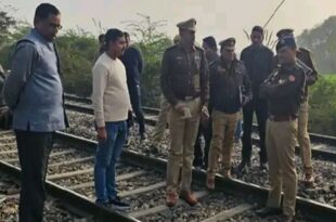 कानपुर, रेलवे ट्रैक, गैस सिलेंडर, बर्राजपुर रेलवे स्टेशन, खुफिया एजेंसी, पुलिस जांच, खाली सिलेंडर, सिलेंडर बरामद, सुरक्षा एजेंसियां, रेलवे स्टेशन सुरक्षा, कानपुर गैस सिलेंडर, रेलवे ट्रैक सिलेंडर, बर्राजपुर स्टेशन घटना, पुलिस जांच कानपुर, खुफिया एजेंसी सिलेंडर, खाली गैस सिलेंडर बरामद, Kanpur gas cylinder, railway track cylinder, Barrarajpur station incident, police investigation Kanpur, intelligence agency cylinder, empty gas cylinder recovered, कानपुर रेलवे ट्रैक गैस सिलेंडर, बर्राजपुर रेलवे स्टेशन सिलेंडर, पुलिस जांच, गैस सिलेंडर बरामद, Kanpur railway track gas cylinder, Barrarajpur railway station cylinder, police investigation, gas cylinder recovered, कानपुर, रेलवे ट्रैक, गैस सिलेंडर, पुलिस, खुफिया एजेंसी, जांच, सुरक्षा, बर्राजपुर, Kanpur, railway track, gas cylinder, police, intelligence agency, investigation, security, Barrarajpur,