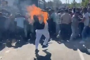 भोपाल गैसकांड कचरा, यूनियन कार्बाइड पीथमपुर, जहरीला कचरा विवाद, पीथमपुर विरोध प्रदर्शन, पुलिस लाठीचार्ज, Bhopal gas tragedy waste, Union Carbide Pithampur, toxic waste controversy, Pithampur protests, police lathi charge, भोपाल गैसकांड जहरीला कचरा, पीथमपुर में विरोध प्रदर्शन, पुलिस और प्रदर्शनकारियों में झड़प, जहरीला कचरा स्वास्थ्य खतरा, नगर बंद प्रदर्शन, Bhopal gas tragedy toxic waste, Pithampur protest, clash between police and protesters, toxic waste health hazard, city shutdown protest,
