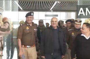 सीबीआई निदेशक प्रवीण सूद, अयोध्या सुरक्षा बैठक, धार्मिक स्थल सुरक्षा, सीबीआई जांच प्रगति, अयोध्या दौरा, CBI Director Praveen Sood, Ayodhya security meeting, religious site security, CBI investigation progress, Ayodhya visit, प्रवीण सूद अयोध्या, सीबीआई सुरक्षा समीक्षा, धार्मिक स्थल प्रबंधन, सीबीआई निदेशक का दौरा, अयोध्या जांच, Praveen Sood Ayodhya, CBI security review, religious site management, CBI Director's visit, Ayodhya investigation,