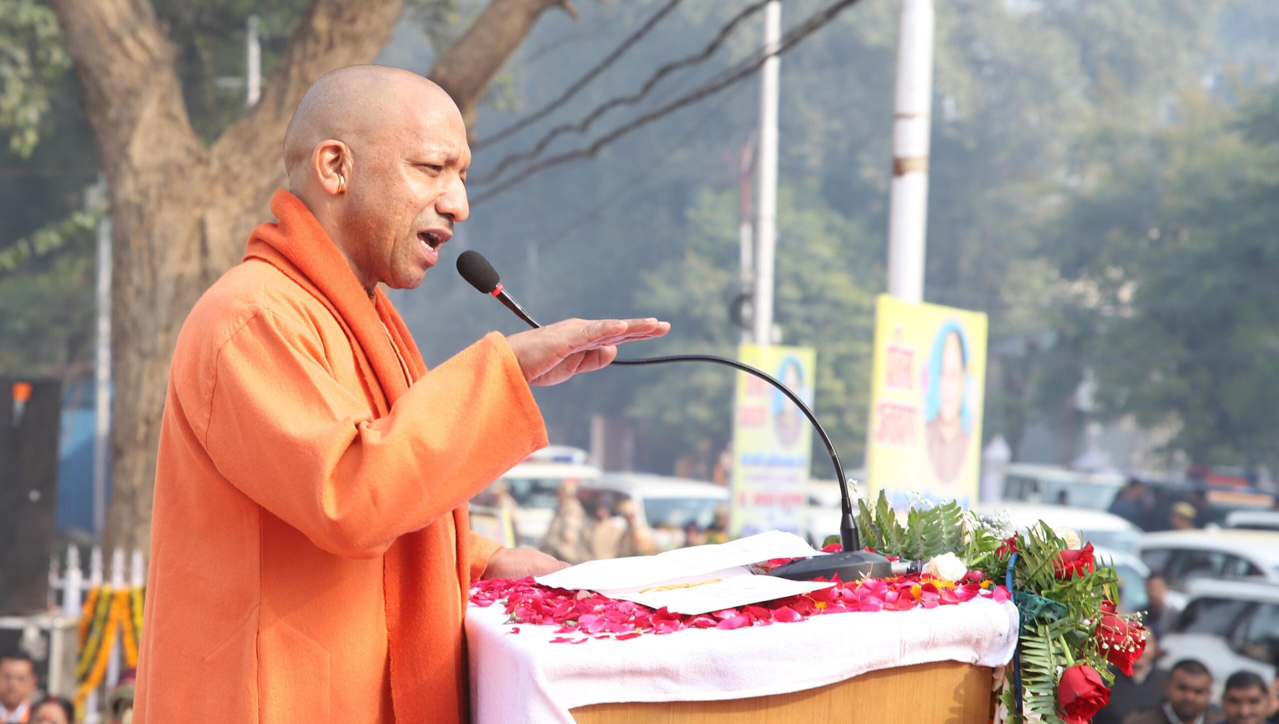 Photo of सीएम योगी ने भू माफिया को चेतावनी दी, कहा- प्रयागराज में कब्जाई गई जमीन जल्द खाली करनी होगी