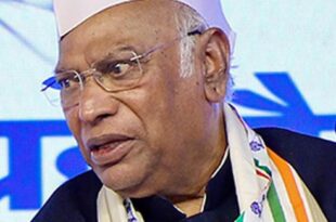 खड़गे, कर आतंकवाद, जीएसटी, मोदी सरकार, कांग्रेस पार्टी, बजट 2025, निर्मला सीतारमण, गरीब वर्ग, मध्यवर्ग, किसान, आयकर, जीएसटी स्लैब, राजस्व संग्रह, टैक्स सुधार, Kharge, Tax Terrorism, GST, Modi Government, Congress Party, Budget 2025, Nirmala Sitharaman, Poor Class, Middle Class, Farmer, Income Tax, GST Slabs, Revenue Collection, Tax Reform,खड़गे की आलोचना, जीएसटी के प्रभाव, मोदी सरकार का टैक्स, कांग्रेस की मांग, बजट में कर सुधार, जीएसटी पर कांग्रेस का विरोध, गरीब वर्ग पर कर का बोझ, किसान और जीएसटी Kharge's Criticism, Impact of GST, Modi Government Tax, Congress Demand, Tax Reforms in Budget, Congress Opposes GST, Tax Burden on Poor Class, Farmers and GST, #Kharge, #GST, #TaxTerrorism, #ModiGovernment, #Congress,#Budget2025, #PoorClass, #MiddleClass, #Farmer, #NirmalaSitharaman, #TaxReform, #IncomeTax,
