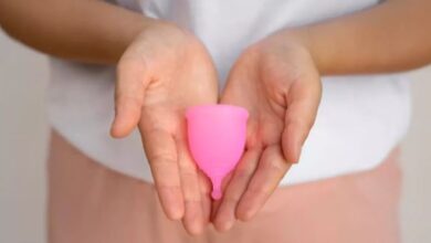 Photo of पीरि‍यड्स में Menstrual Cup का इस्‍तेमाल क‍ितना सेफ? जान लें 5 साइड इफेक्ट्स