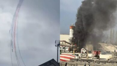 Photo of  फ्रांस में आसमान में करतब दिखा रहे थे सेना के फाइटर जेट, तभी हो गया बड़ा हादसा; पायलट ने यूं बचाई जान