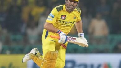 Photo of ‘वो कप्तानी करें या नहीं…’, Dhoni के बारे में क्या बोल गए सीएसके के कोच; जानकर आप हो जाएंगे खुश!