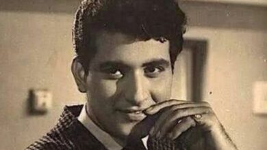Photo of पाकिस्तान में जन्मे हरिकृष्ण गोस्वामी से कैसे बने ‘भारत’ के Manoj Kumar?