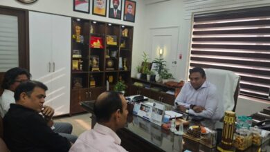 Photo of स्वास्थ्य सचिव के सकारात्मक रुख से थमा डॉक्टर्स का विरोध