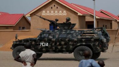 Photo of नाइजीरिया में बंदूकधारियों ने मचाया खूनी उत्पात, 20 लोगों की कर दी हत्या