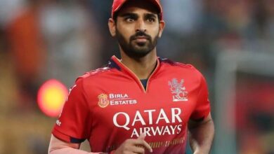 Photo of Bhuvneshwar Kumar ने GT Vs RCB मैच में रचा इतिहास