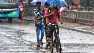 Photo of यूपी-बिहार में बरस रहे बादल, दिल्ली में आज बारिश का अलर्ट