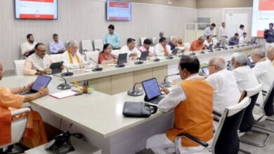 Photo of यूपी में वाहन खरीदना होगा महंगा, 10 लाख की गाड़ी के लिए देने होंगे अतिरिक्त 10 हजार रुपये