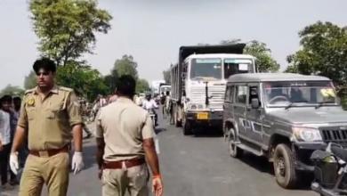 Photo of ट्रक की टक्कर से ऑटो पलटा, छह लोगों की मौत…तीन गंभीर घायल