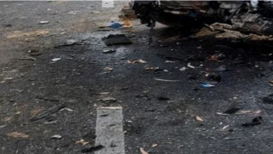 Photo of ट्रक ने ई-रिक्शा में मारी टक्कर, किशोरी सहित दो की मौत…सात लोग घायल; शादी समारोह से लौट रहे थे घर