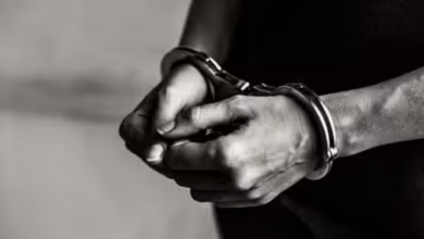 Photo of देहरादून और हरिद्वार से छह बांग्लादेशी नागरिक गिरफ्तार, मदद करने वाली भारतीय महिला भी पकड़ी