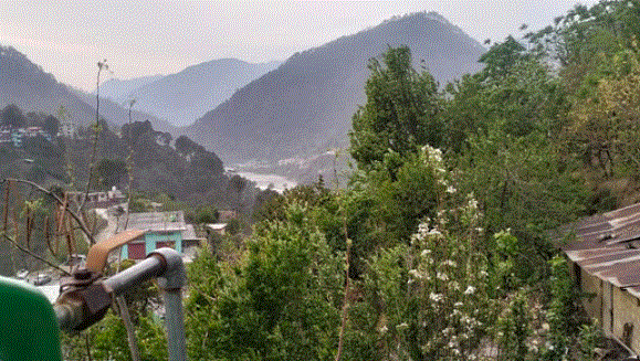 Photo of पहाड़ से मैदान तक बदला रहेगा मौसम, कई जिलों में बरस सकते हैं मेघ, तेज हवाओं का येलो अलर्ट